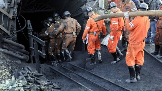Mueren 18 mineros por fuga de monóxido de carbono en China
