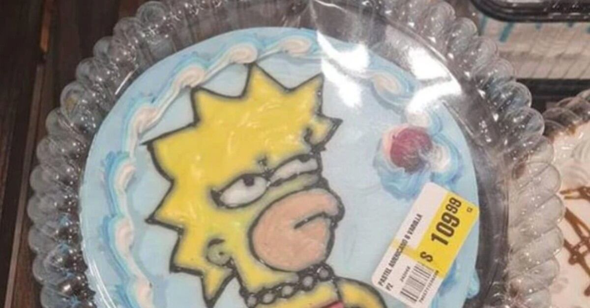 FOTO: Pide pastel de Lisa Simpson y le entregan un fallido “monstruo” que  no podrás dejar de ver