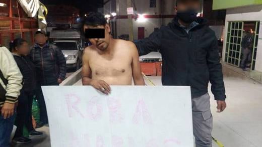 Puebla: Detienen y exhiben a presunto ladrón en Central de Abasto