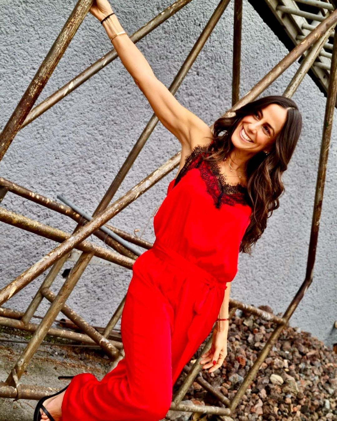 Quién es Paulina Mercado? Hoy la novia de Juan Soler cumple 52 años y recibe bella sorpresa