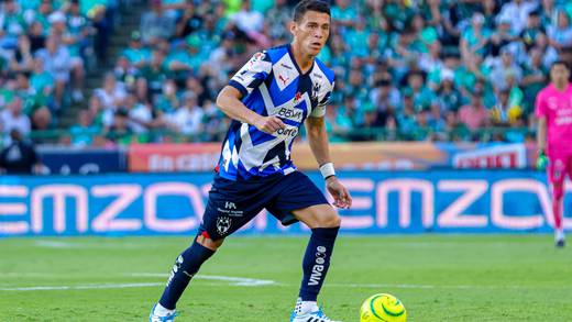 Héctor Moreno revela que jugó con dos costillas fisuradas en los Cuartos de Final ante Tigres