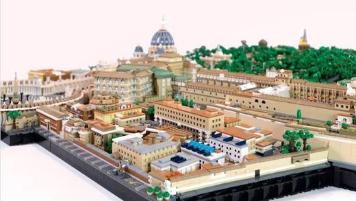 Con más de 67 mil piezas de LEGO, arquitecto recrea todo el Vaticano