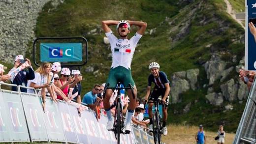 Mexicano Isaac del Toro hace historia al ganar etapa del Tour de l’Avenir, considerado el Tour de Francia Sub-23