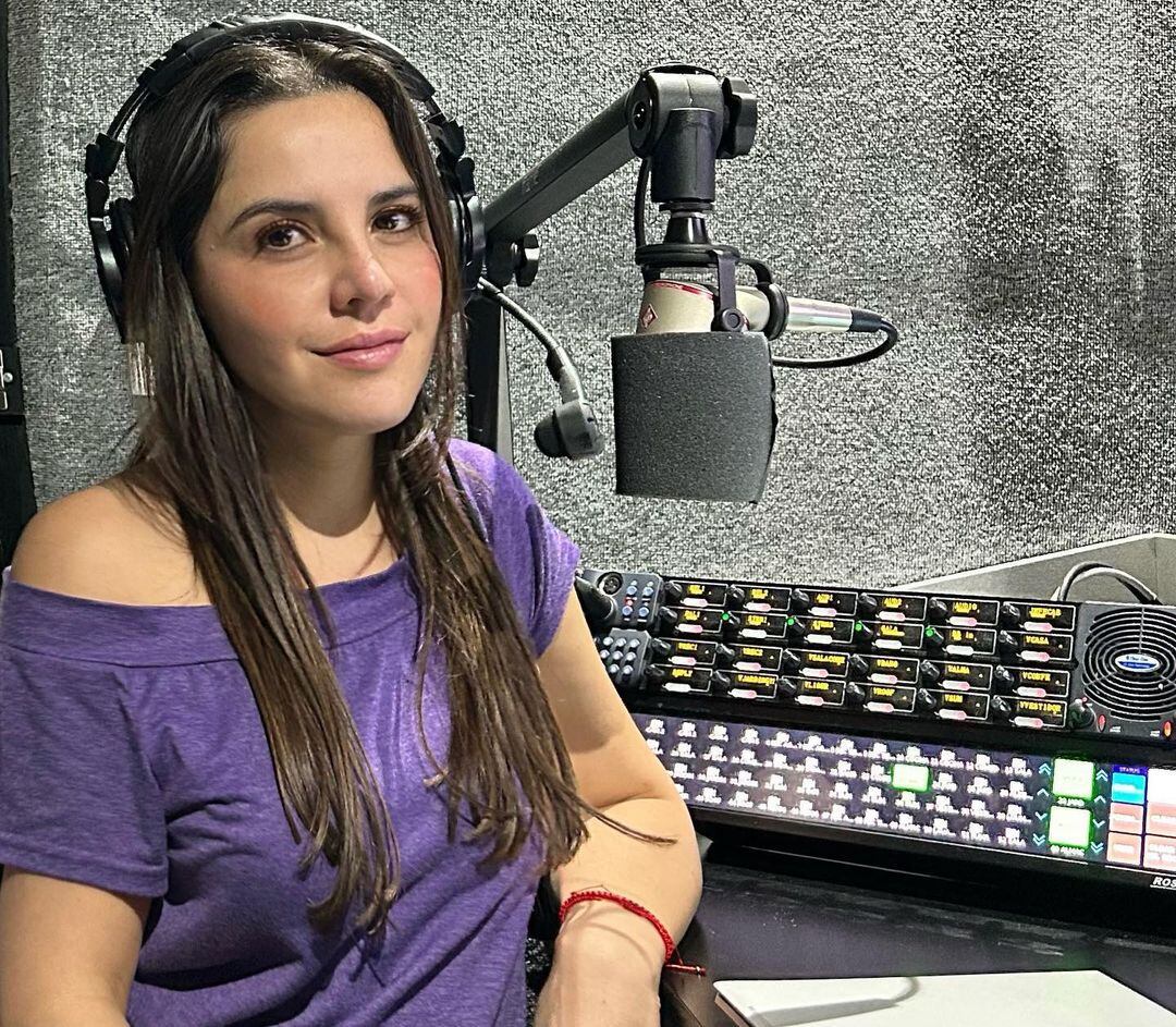 Quién es la voz de La Jefa en La casa de los famosos México? Creen saberlo,  pero un detalle provoca dudas