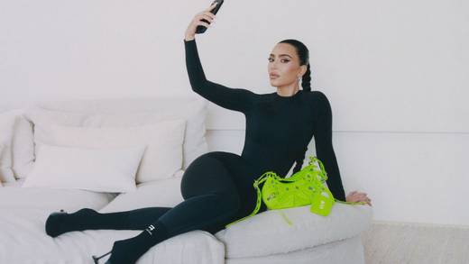 Kim Kardashian es la nueva embajadora de Balenciaga