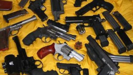 México busca que fabricantes de armas en Estados Unidos reparen el daño por la introducción ilegal