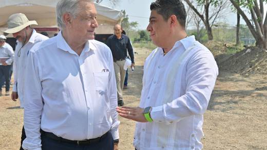 Ricardo Gallardo, gobernador de San Luis Potosí, supervisa con AMLO avances de la supercarretera Ciudad Valles-Tamazunchale