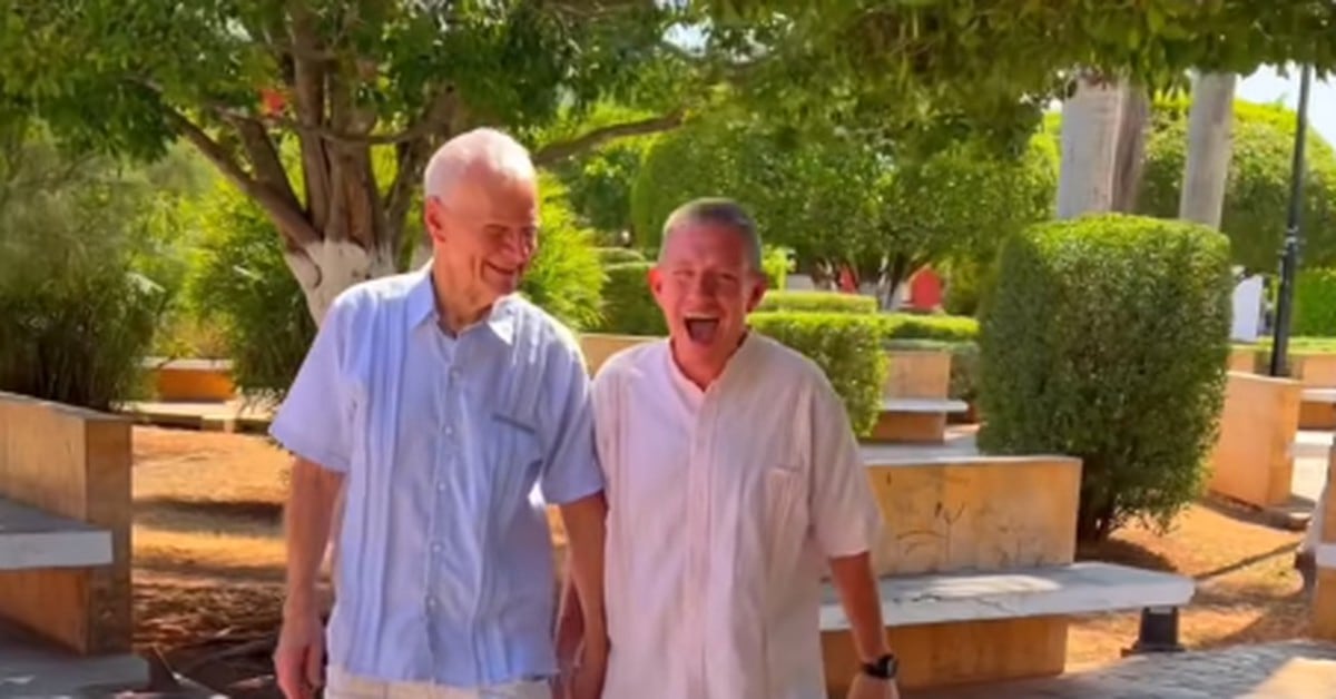 Pareja de abuelos gay conmueve a