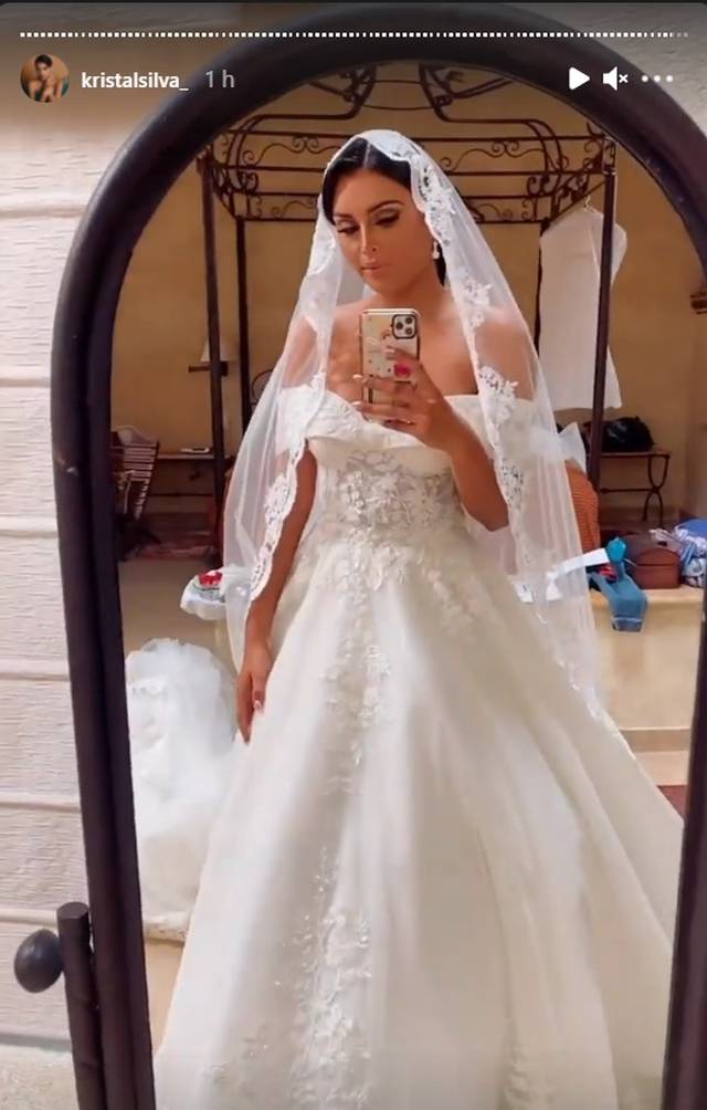 Kristal Silva vestido boda