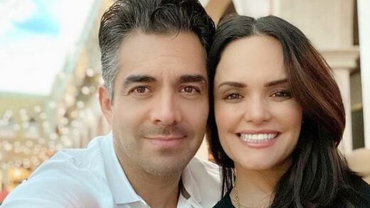 Omar Chaparro y su esposa celebran 20 años de casados en Dubai