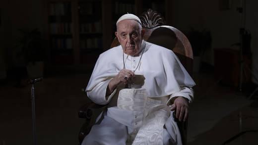 Papa Francisco aclara que la “homosexualidad no es delito”, pero sí un pecado