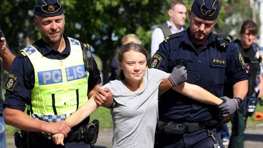 Greta Thunberg deberá pagar multa de 2 mil 400 pesos por desobedecer a la policía de Suecia