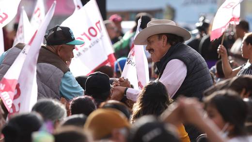 Con poco espaldarazo toma protesta Armando Guadiana para gubernatura de Coahuila