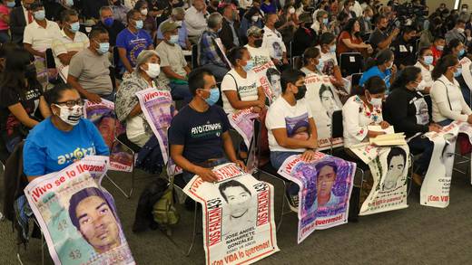 Ayotzinapa: Padres de normalistas no conocen los “extremos de la imputación” a Jesús Murillo Karam