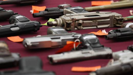 Juez rechaza demanda de México contra fabricantes de armas de Estados Unidos