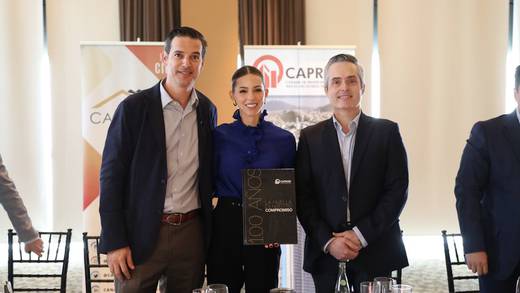 Mariana Rodríguez se reúne con socios CANADEVI y CAPROBI en Monterrey
