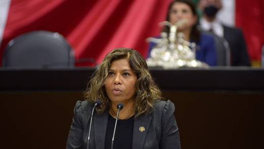 Exclavadista María José Alcalá se registra para la presidencia del Comité Olímpico Mexicano