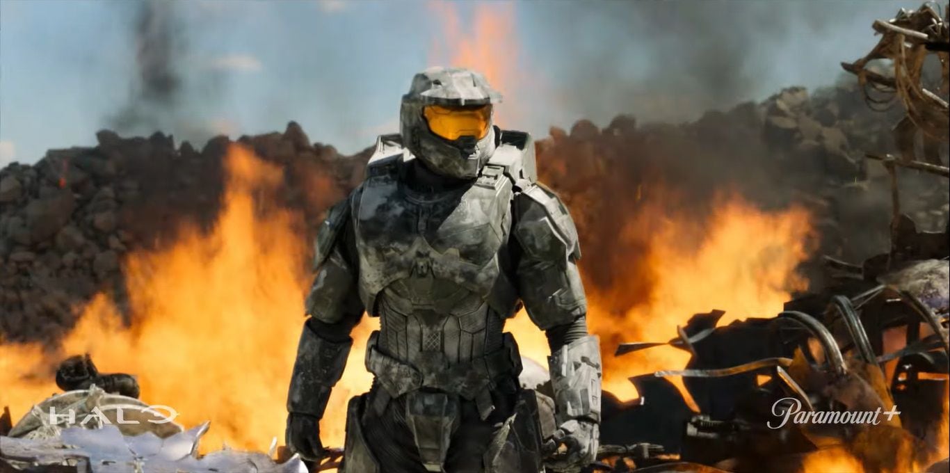 El casco de moto más brutal y futurista tiene una rebaja de nivel:  parecerás el protagonista de Halo