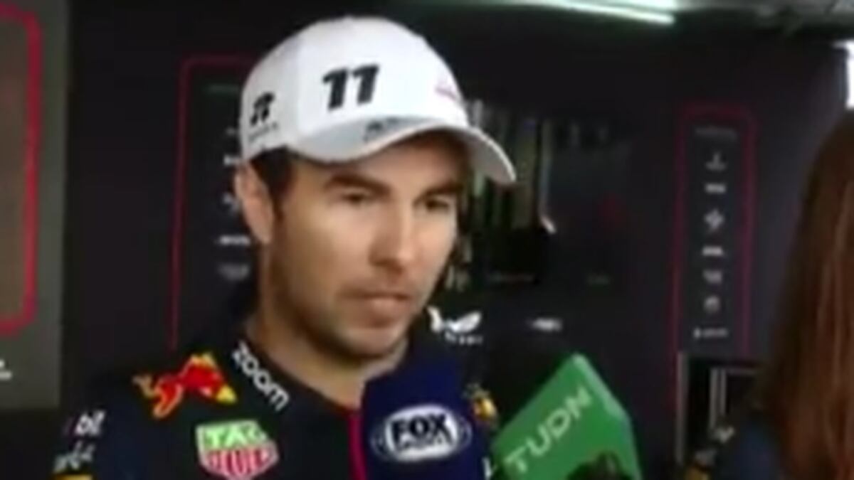Checo Pérez, destrozado tras quedar fuera del Gran Premio de México: “Me duele mucho, solo sueño con ganar en casa”