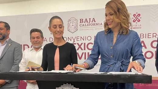 Claudia Sheinbaum es reconocida por Marina del Pilar Ávila como la abanderada de la transformación