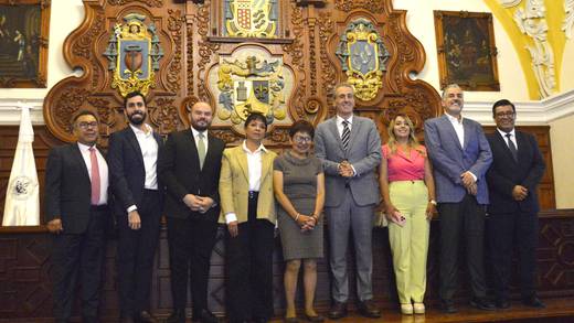 Consejo Universitario de la BUAP recibió a José Chedraui, candidato a la alcaldía de Puebla