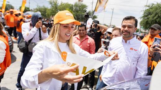 Campaña de likes: una amenaza para la democracia en Monterrey