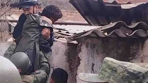 Mujer que tenía una semana encerrada en una cisterna en Colima es rescatada por autoridades