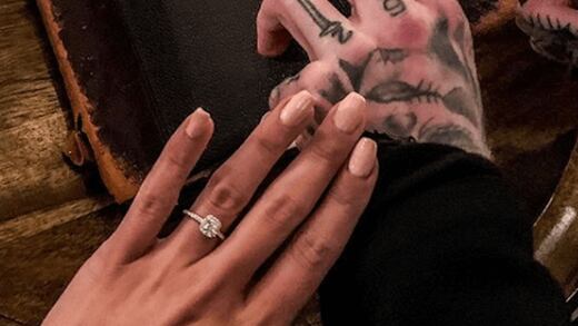 ¿Cuánto cuesta el anillo de compromiso que le dieron a Mia Khalifa?