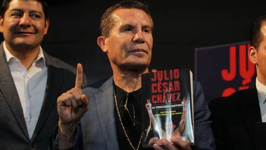 Julio César Chávez pagó 800 mil pesos a Nacho Beristaín por tenerlo en su esquina