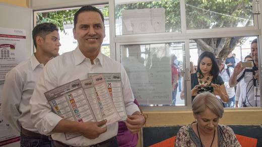 Roberto Sandoval es vinculado a proceso por delitos electorales