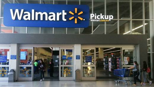 ¿Walmart promociona el Hot Sale 2022 con bots? Estos tuits lo probarían