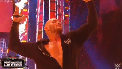 WWE: Randy Orton prende en llamas a su contrincante
