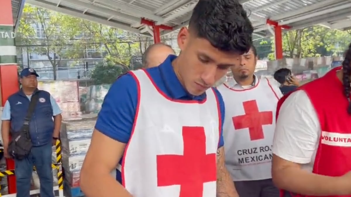 Uriel Antuna se sumó a los apoyos para damnificados en Guerrero; donó y recolectó víveres
