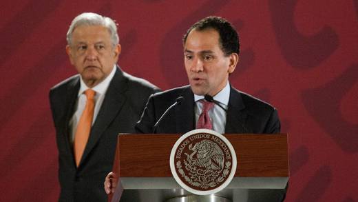 AMLO retiró propuesta de Arturo Herrera como gobernador del Banco de México