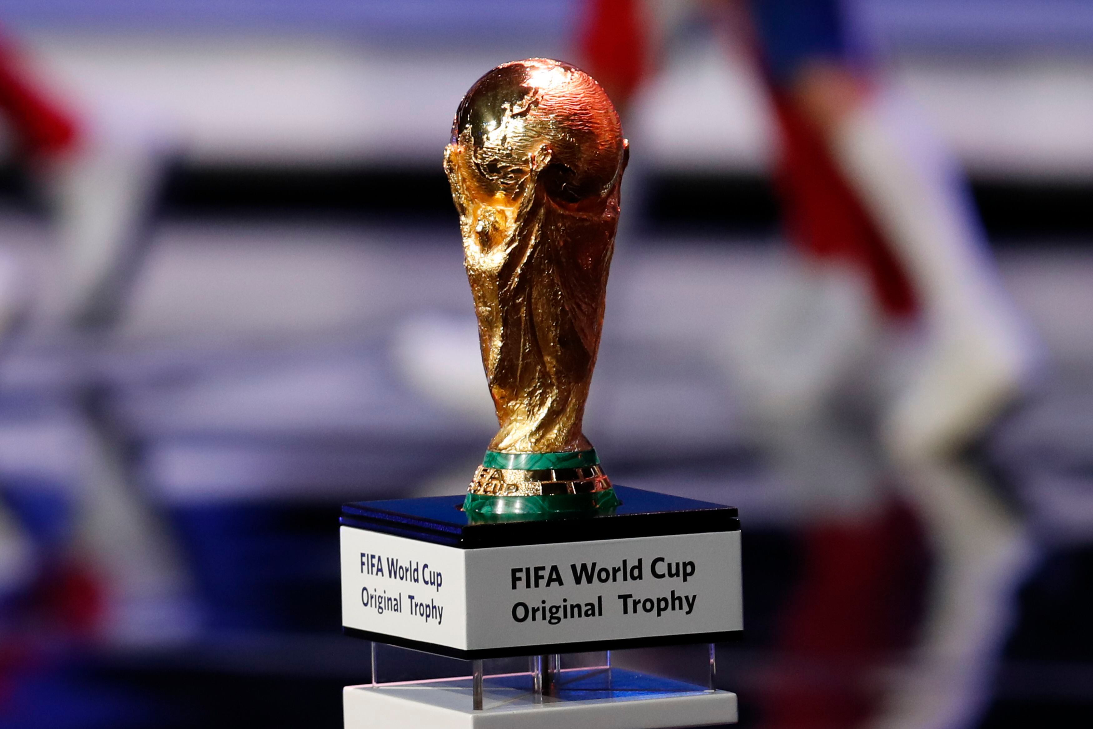 FIFA estudia jugar la Copa del Mundo cada dos años