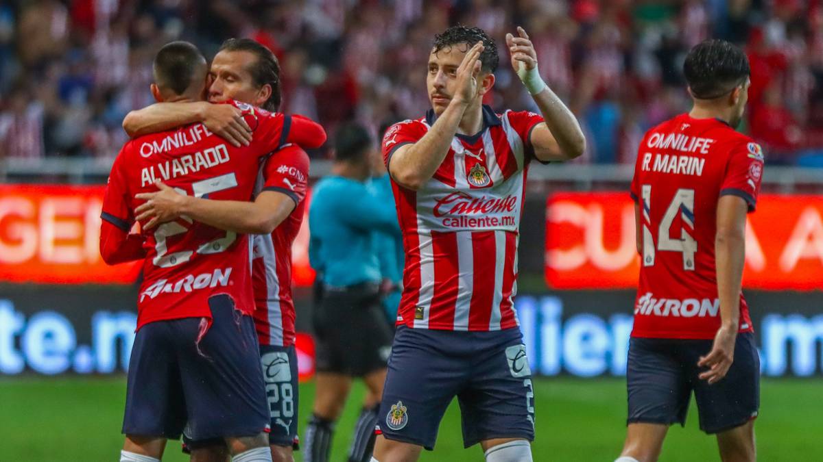 Uno de los mejores goleadores mexicanos en el extranjero se apunta para reforzar al Club Chivas