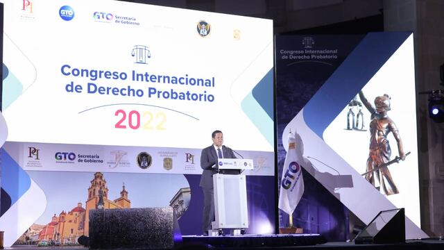 Diego Sinhue Rodríguez preside ceremonia de clausura de Congreso Internacional de Derecho Probatorio