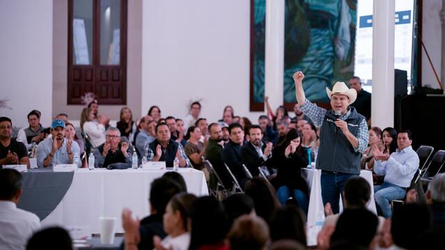 Esteban Villegas destaca finanzas sanas en Durango.