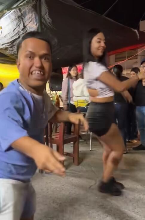 Medio Metro original se deja humillar por su manager