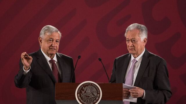 AMLO elogia firmeza y experiencia de Manuel Bartlett