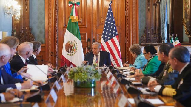 AMLO se reunió de manera urgente con altos funcionarios de Estados Unidos en Palacio Nacional
