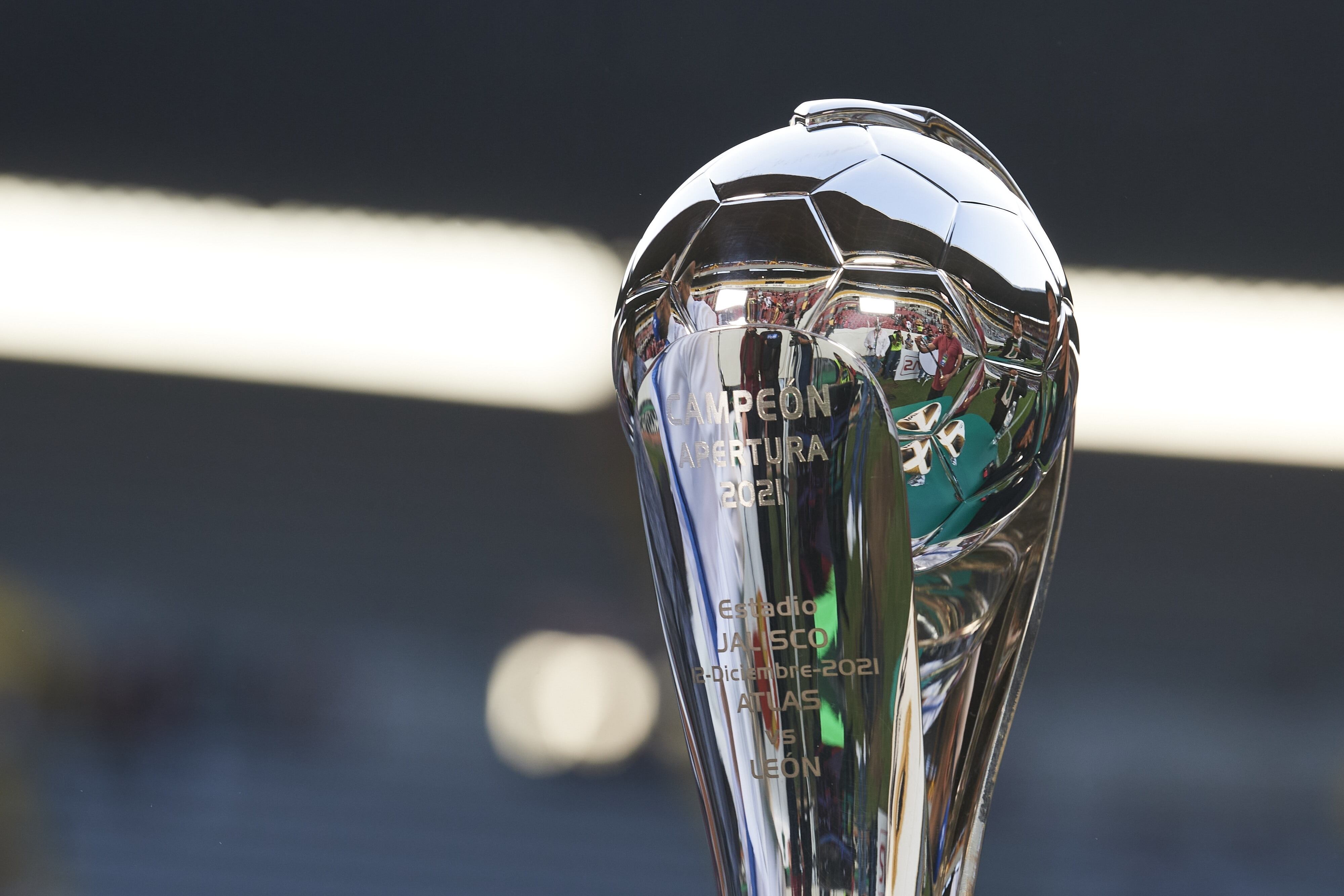 Atlas y León buscan ganar el trofeo de la Liga MX