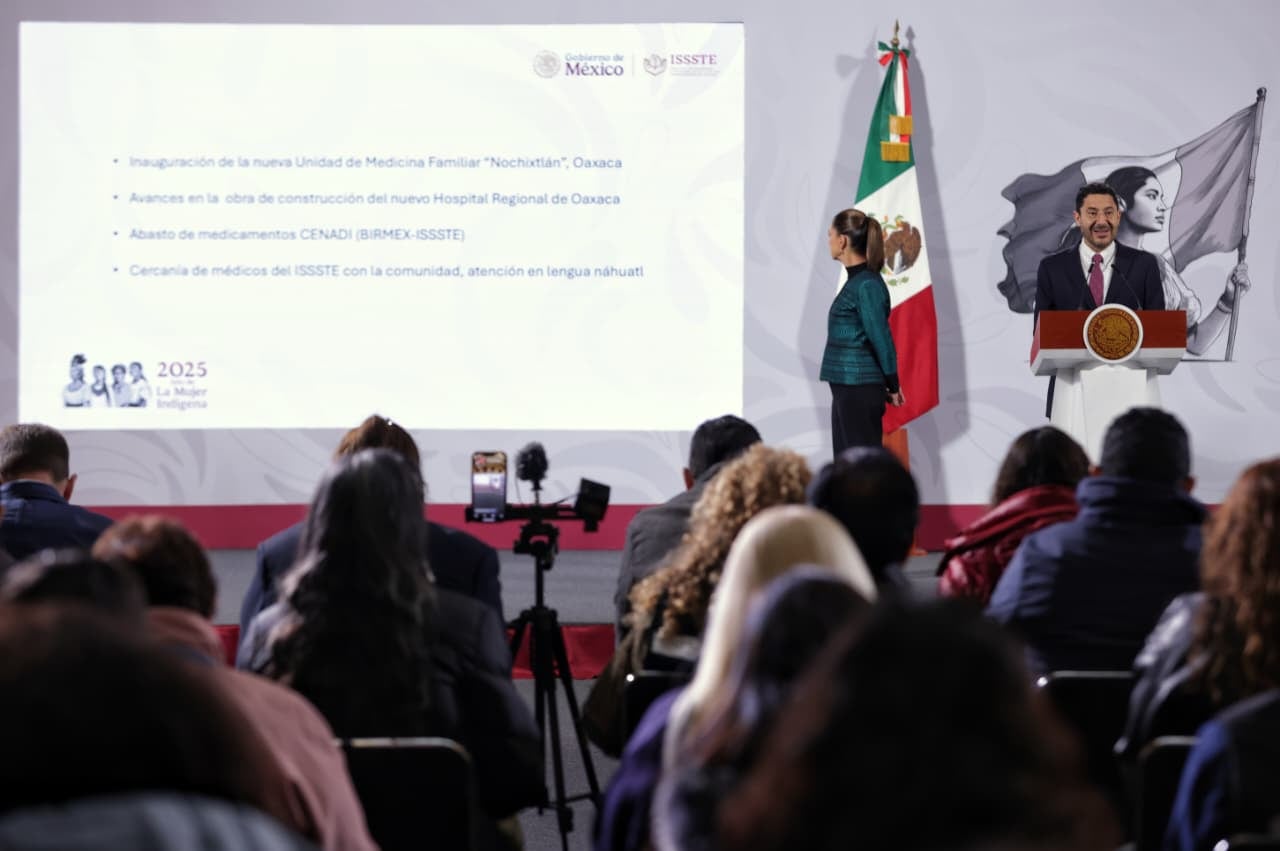 Martí Batres destaca avances del ISSSTE en infraestructura y abasto de medicamentos.