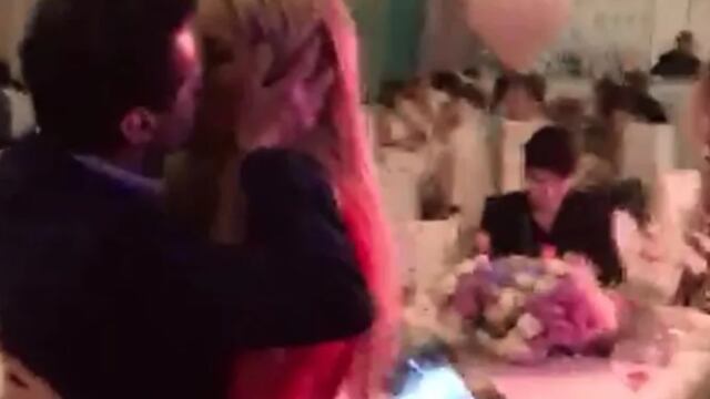 Y, mientras tanto, en algún lugar del planeta, el expresidente Enrique Peña Nieto baila, o pretende bailar. Goza, se alegra, sonríe.