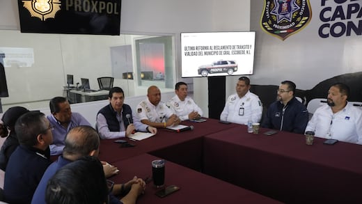 Escobedo capacita a tránsitos y lanza campaña por “choquecitos” para evitar congestionamientos