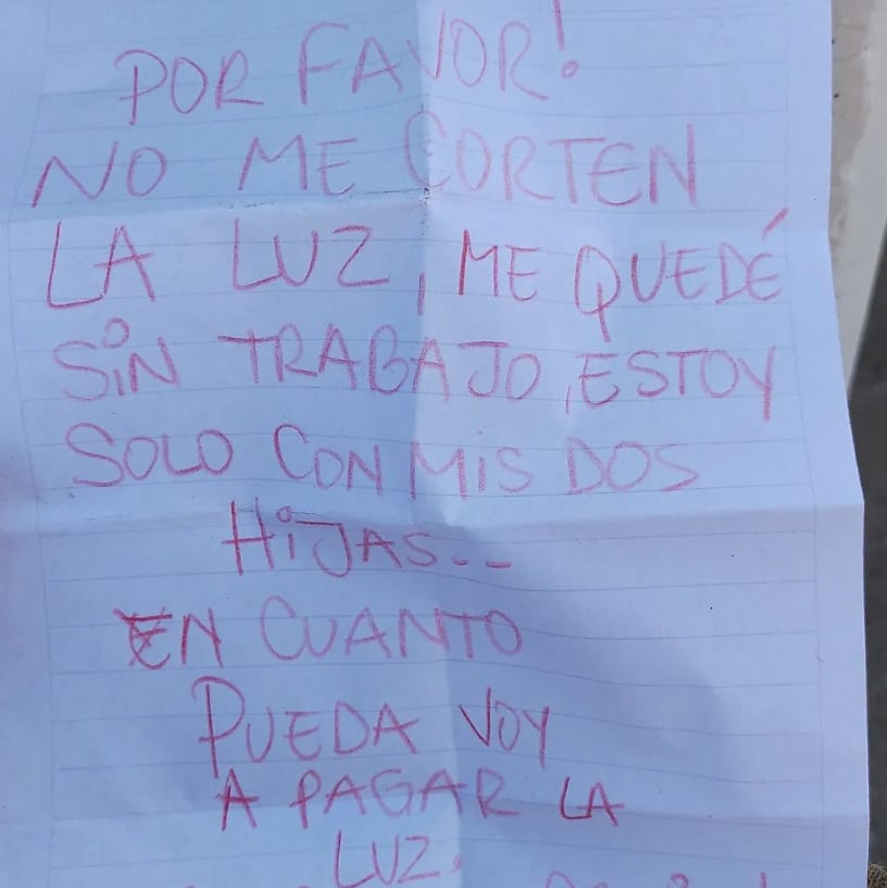 Carta de padre suplicando con una carta no le corten la luz