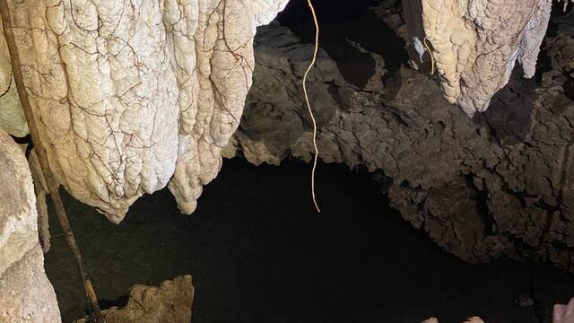 Caverna del Tramo 5 del Tren Maya