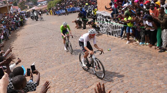 Valoremos a Isaac del Toro: revela que compitió con malestares estomacales