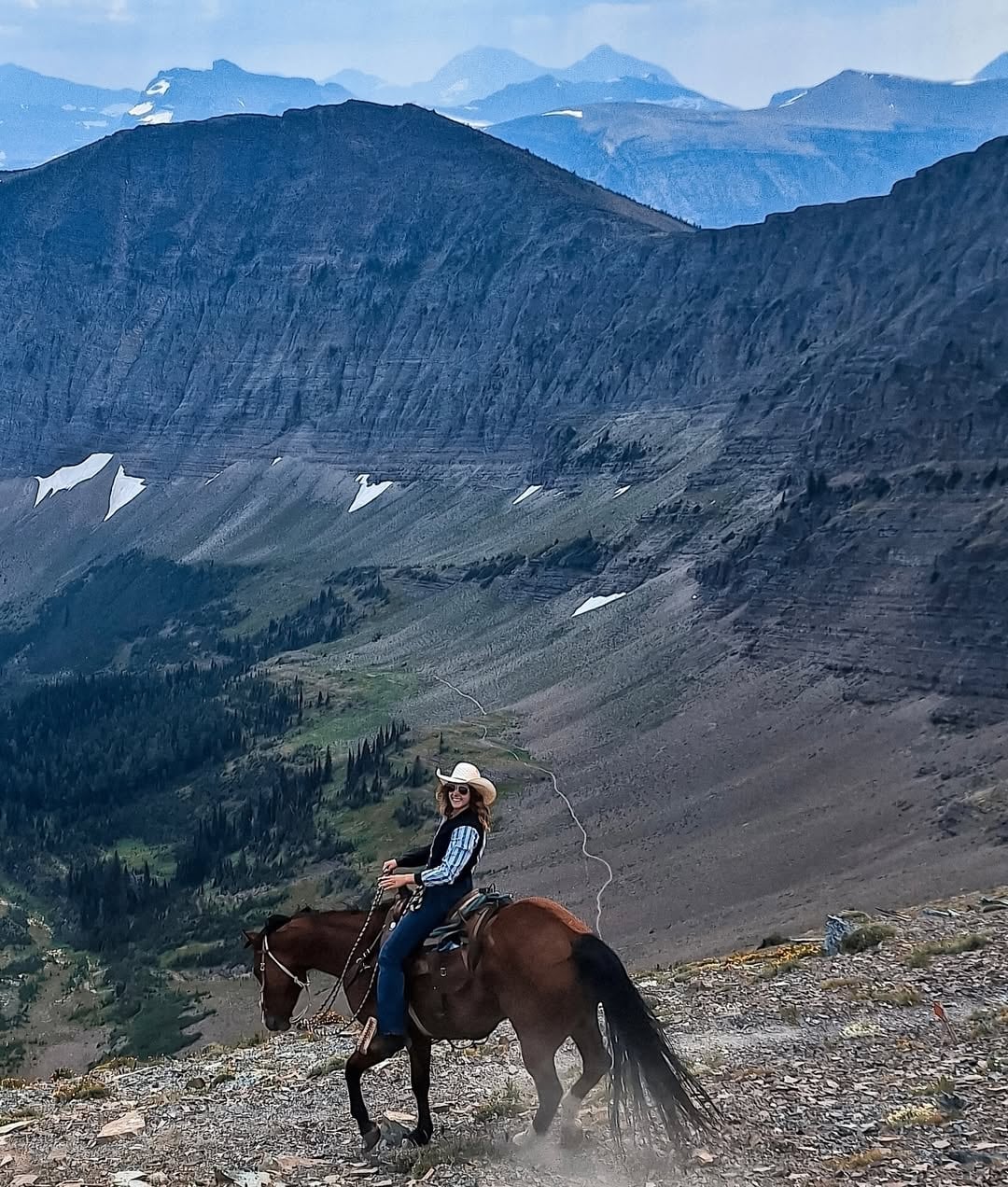 Sam Jones, influencer.