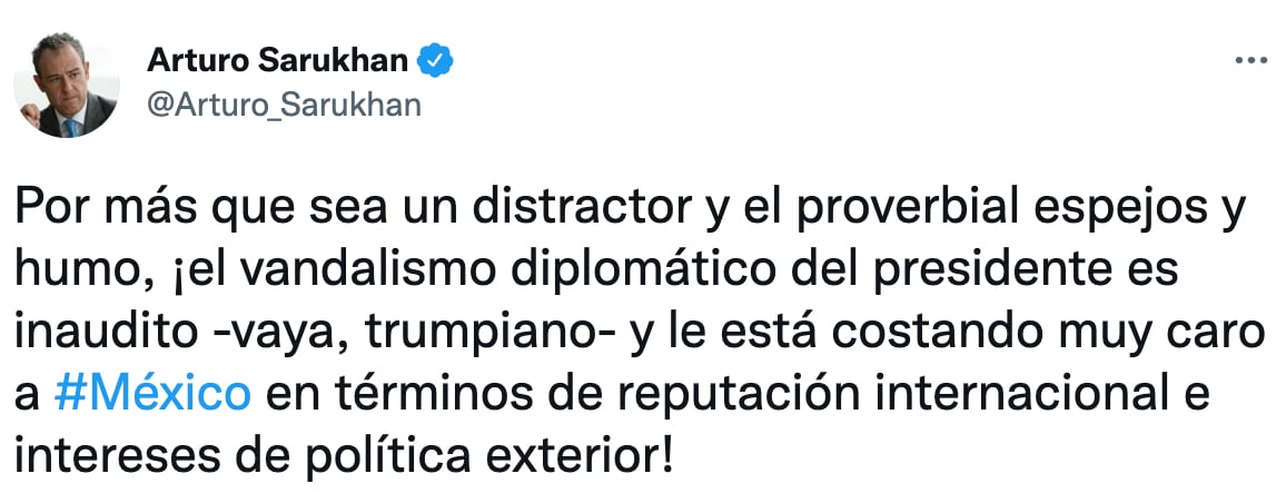 crítica de Arturo Sarukhan
